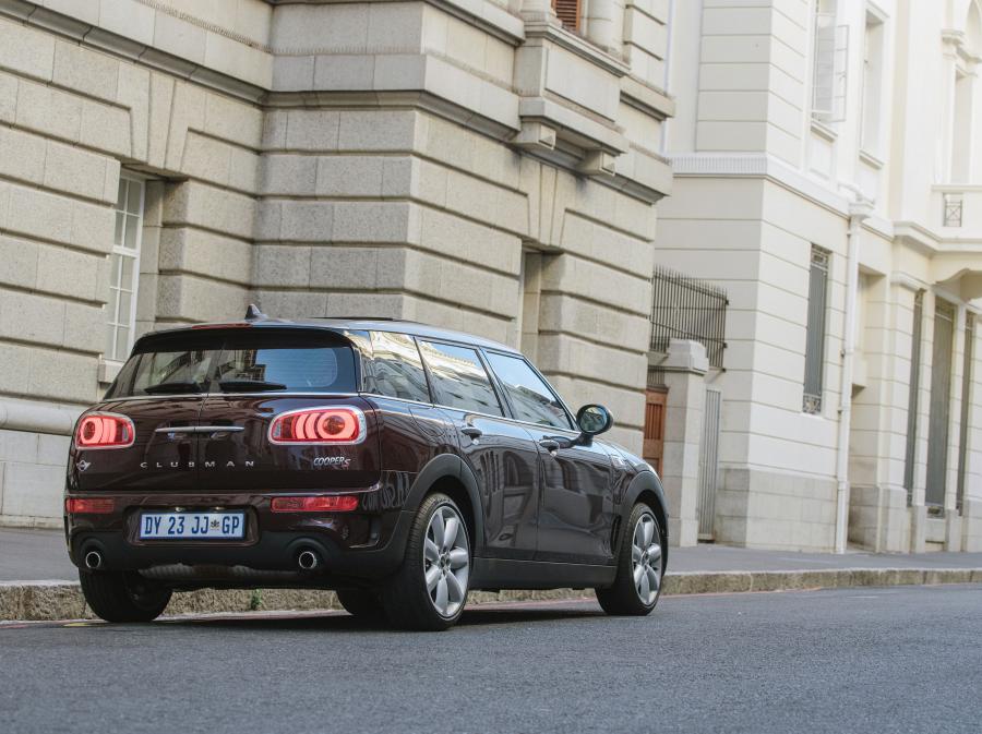  Mini Cooper S Clubman 2016 года  (ZA) (фото 3 из 30)